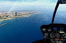 Hubschrauberrundflug an der Küste