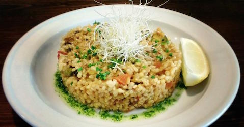 Vegetarian paella with brown rice