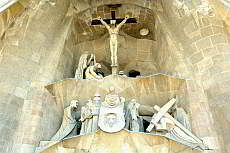 Die Fassaden der Sagrada Familia