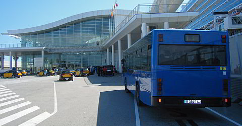 The PortBus connects Port with Barcelona downtown